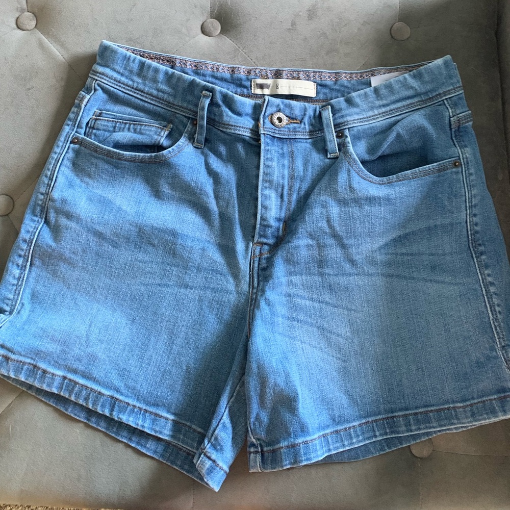 Levi’s jean shorts